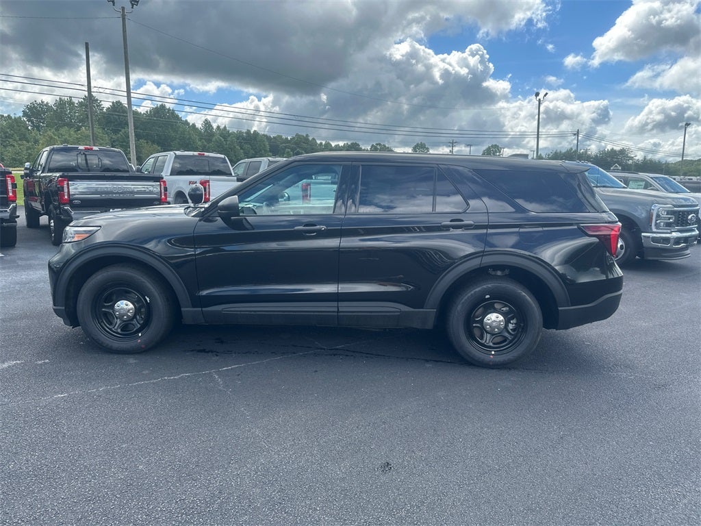 2025 Ford Utility Police Interceptor Base