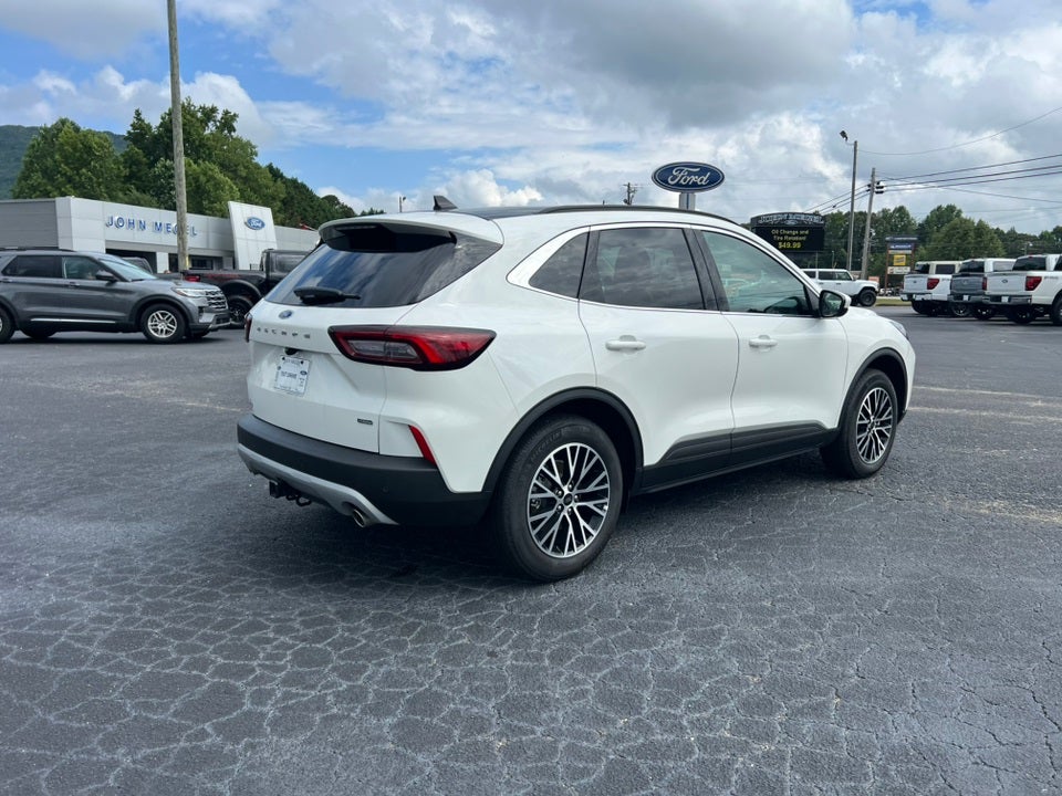 2025 Ford Escape Plug-In Hybrid Base