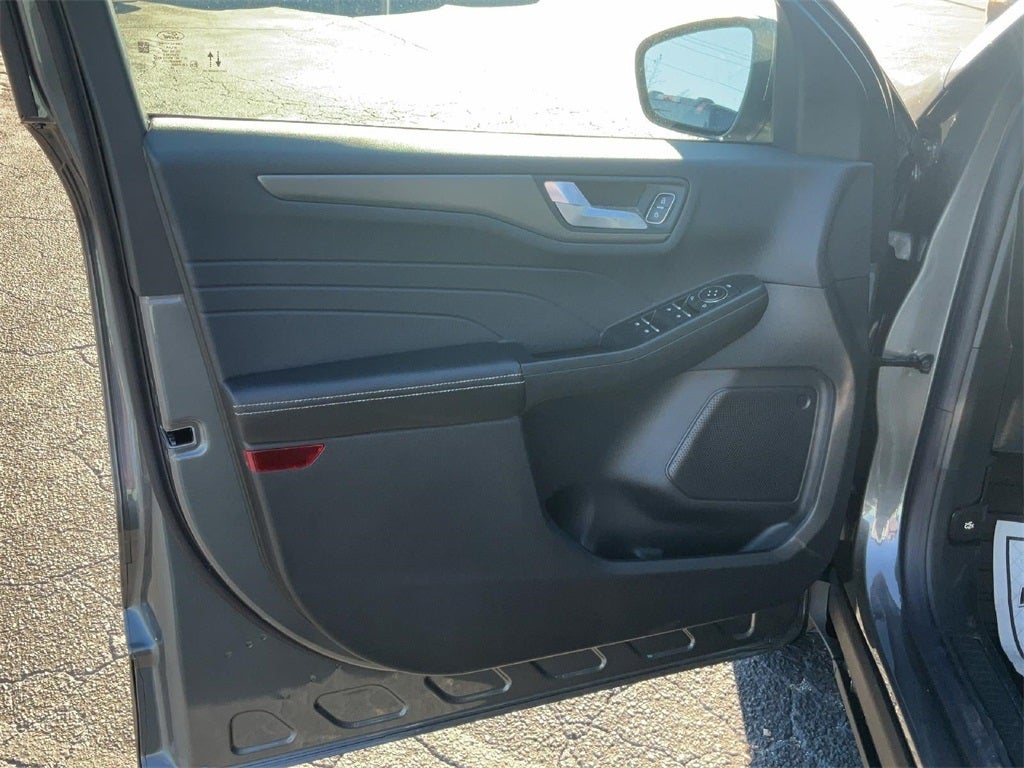 2025 Ford Escape Plug-In Hybrid Base