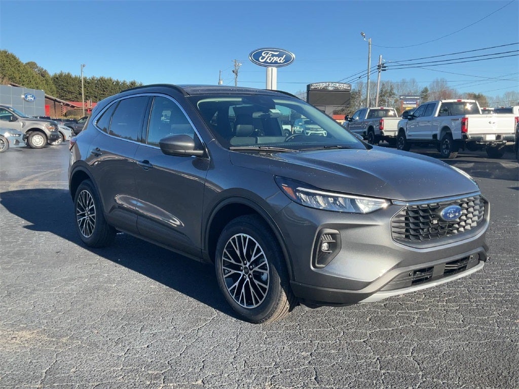 2025 Ford Escape Plug-In Hybrid Base