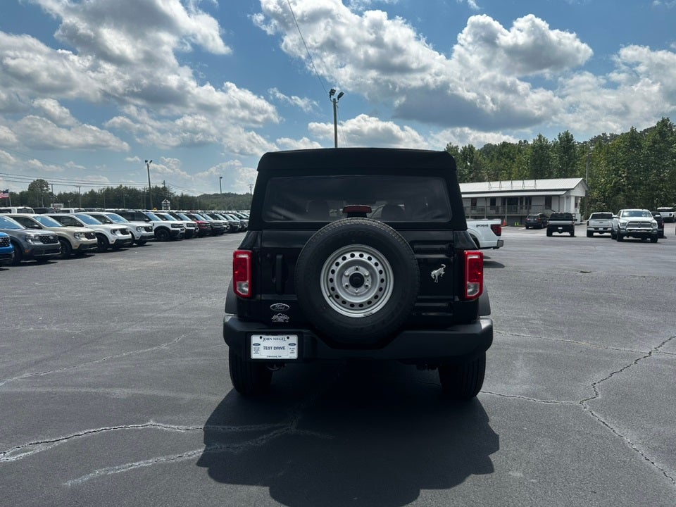 2025 Ford Bronco Base