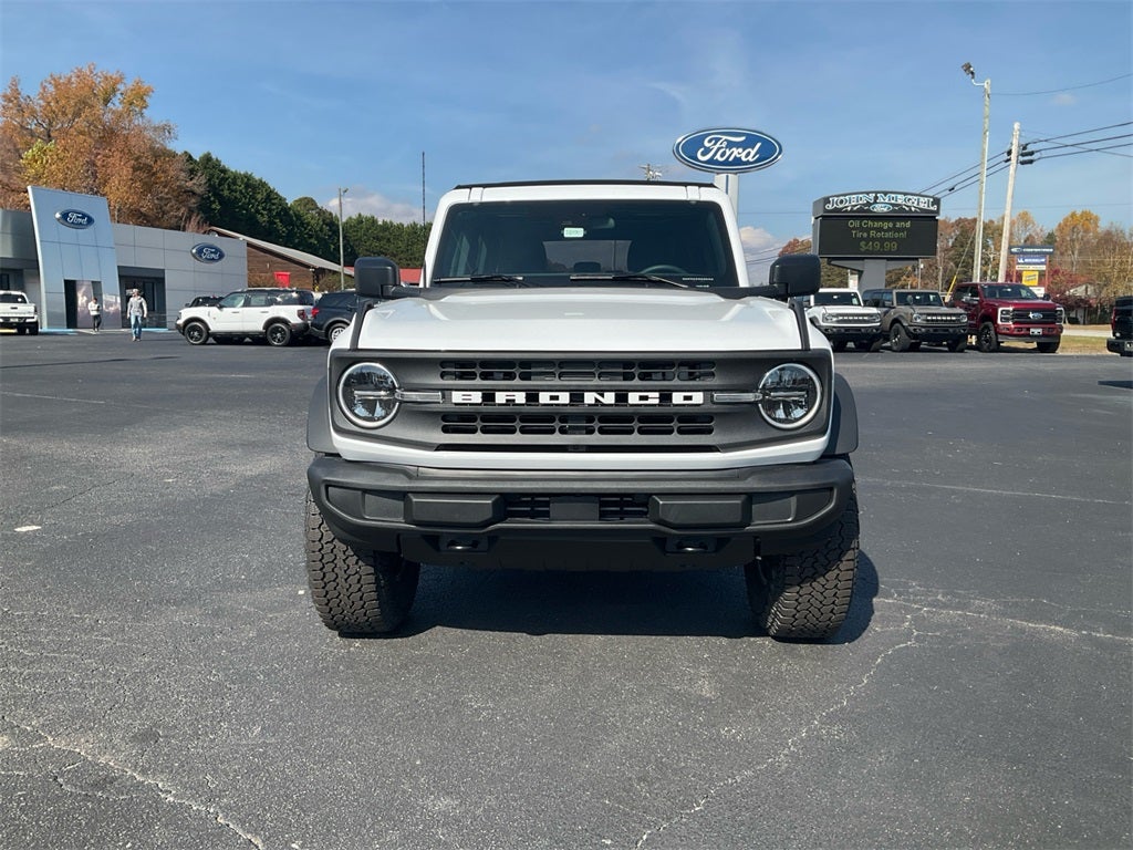 2025 Ford Bronco Base