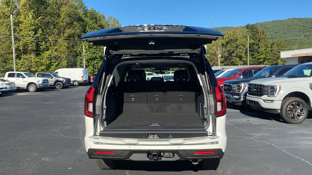 2027 Ford Expedition Max Active