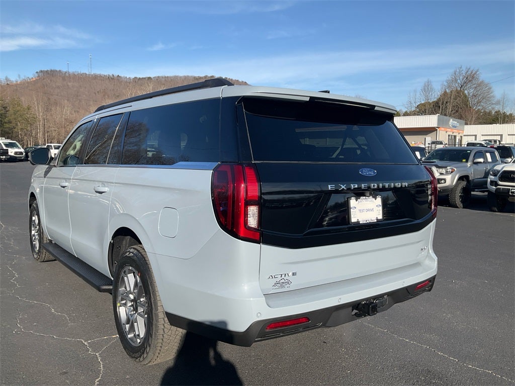 2026 Ford Expedition Max Active