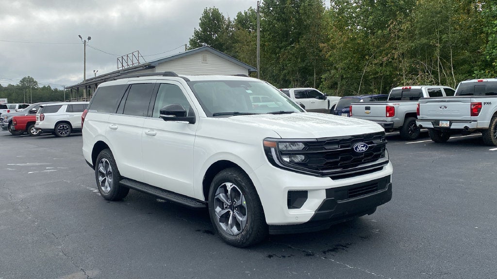 2027 Ford Expedition Active