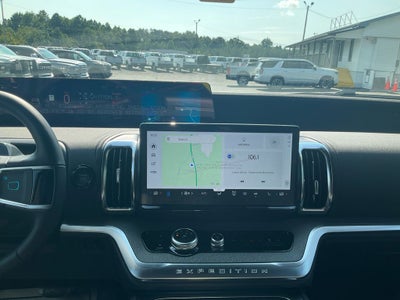 2027 Ford Expedition Tremor