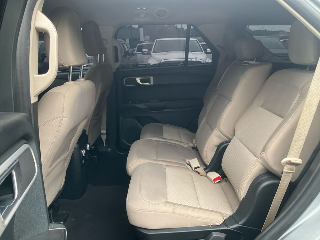 2021 Ford Explorer Base