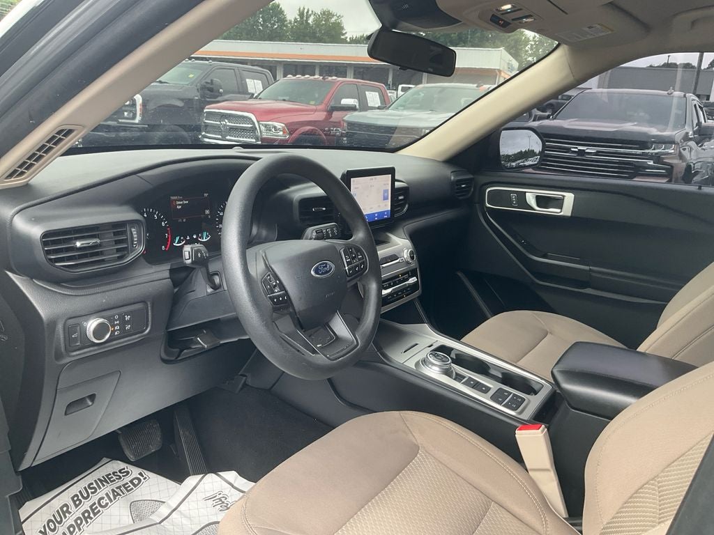 2021 Ford Explorer Base