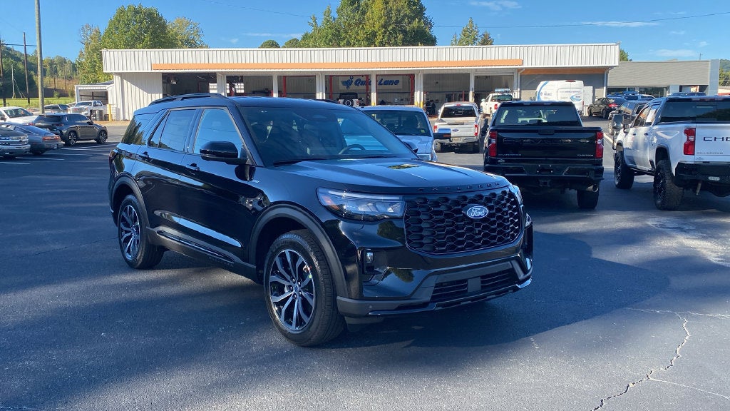 2027 Ford Explorer ST-Line