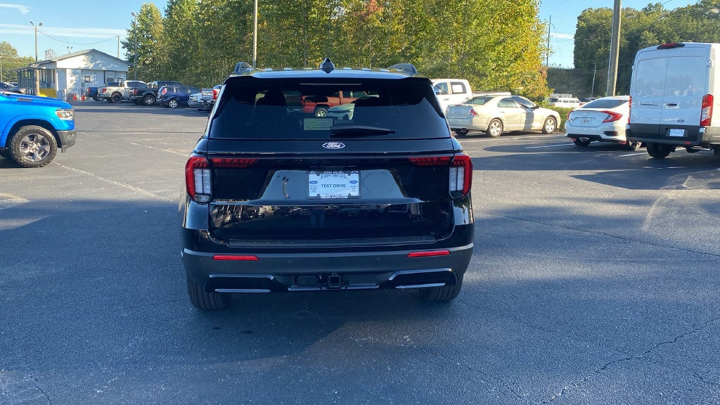 2027 Ford Explorer ST-Line