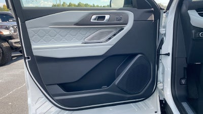 2027 Ford Explorer Platinum