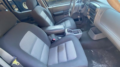 2003 Ford Explorer Sport Trac XLS