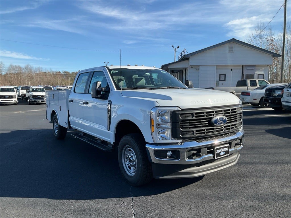 2026 Ford F-250SD XL Service Body