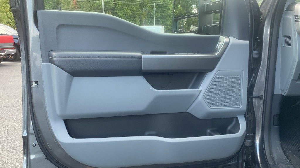 2027 Ford F-250SD XL STX