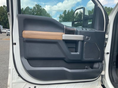 2022 Ford F-250SD Lariat