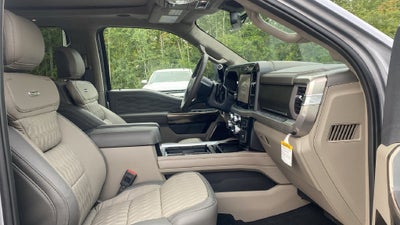 2027 Ford F-250SD Platinum