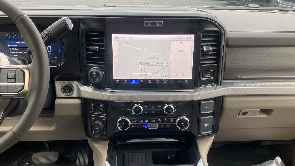 2027 Ford F-250SD Platinum