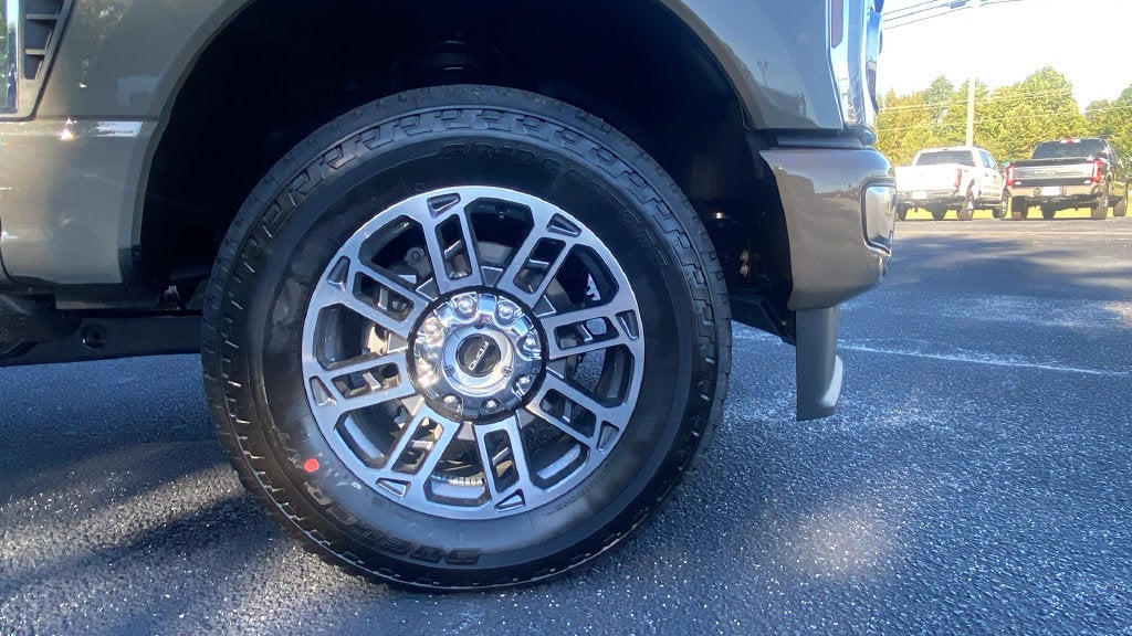 2027 Ford F-250SD Platinum