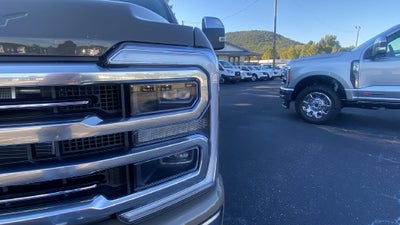 2027 Ford F-250SD Platinum