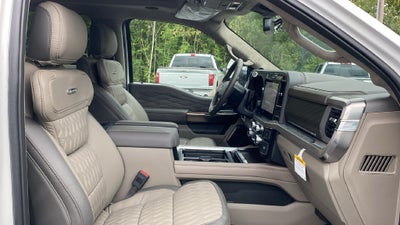 2027 Ford F-250SD Platinum