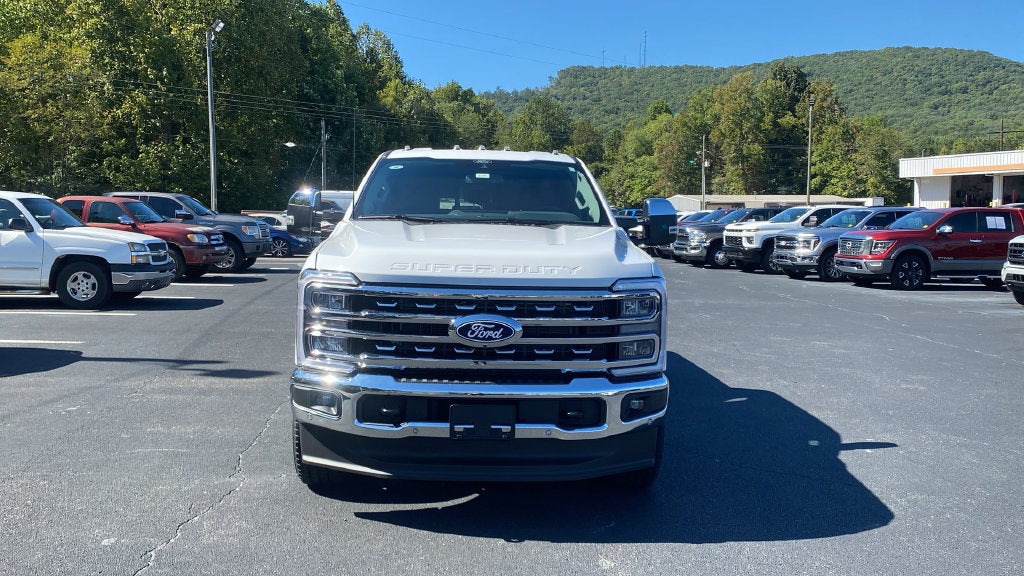 2027 Ford F-250SD F-250® Lariat®