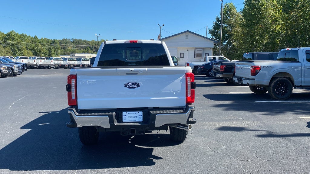 2027 Ford F-250SD F-250® Lariat®