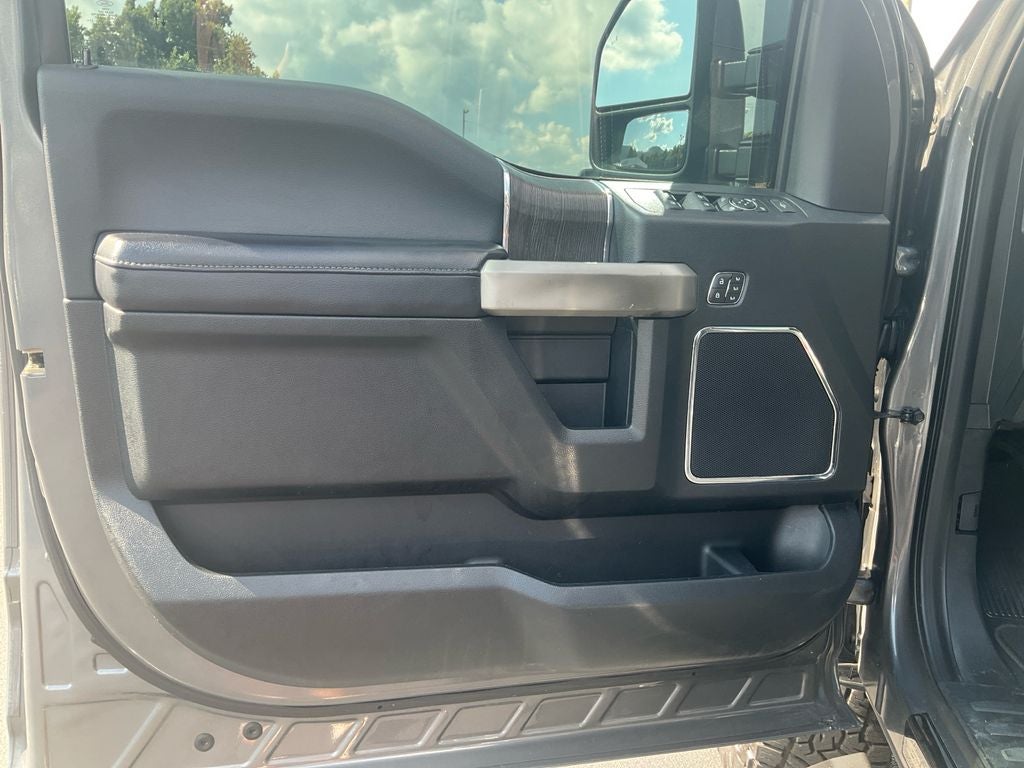 2021 Ford F-250SD Lariat