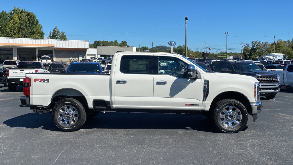 2027 Ford F-350SD Lariat