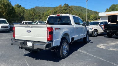 2027 Ford F-350SD Lariat