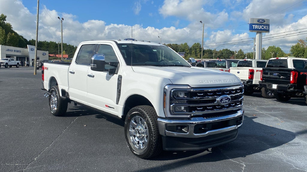 2027 Ford F-350SD Lariat