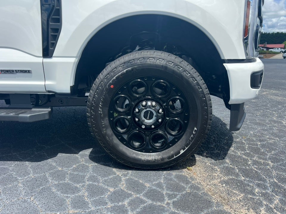 2025 Ford F-350SD Lariat
