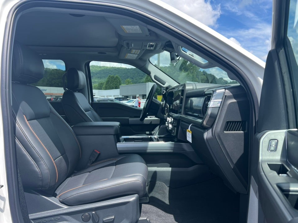 2025 Ford F-350SD Lariat