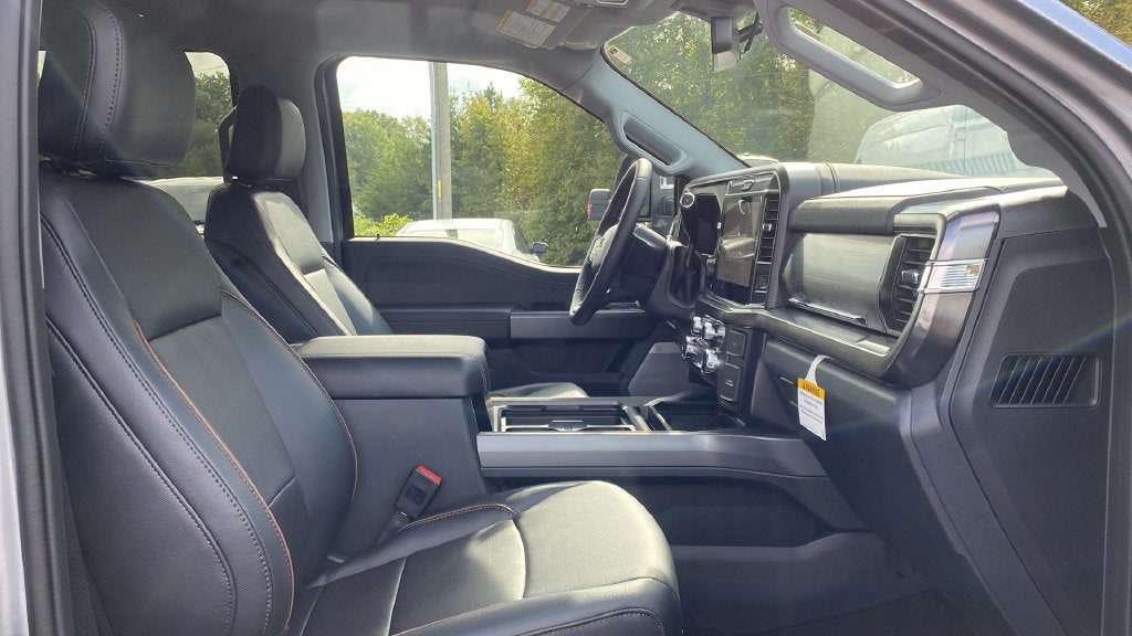 2027 Ford F-350SD Lariat
