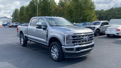 2027 Ford F-350SD Lariat