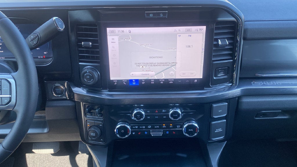 2027 Ford F-350SD Lariat