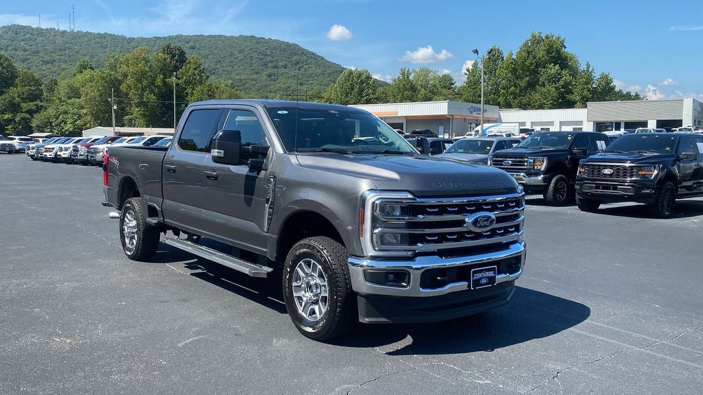 2025 Ford F-350SD Lariat