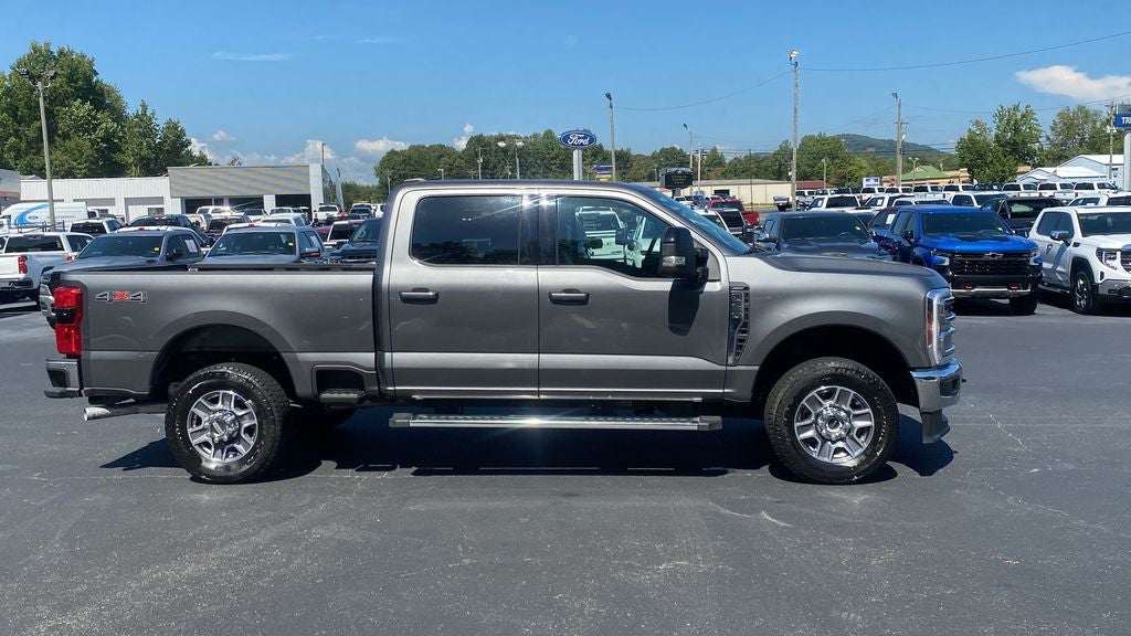 2025 Ford F-350SD Lariat