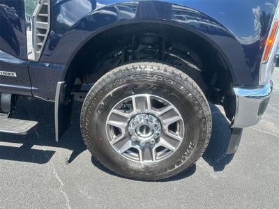 2025 Ford F-350SD Lariat