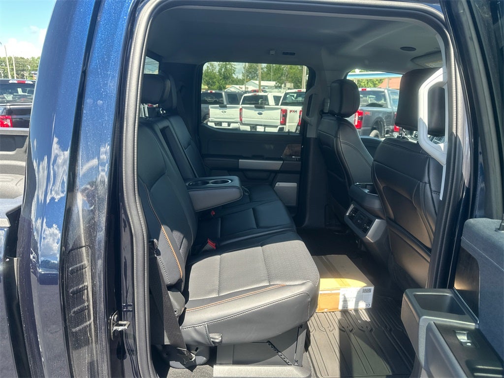 2025 Ford F-350SD Lariat