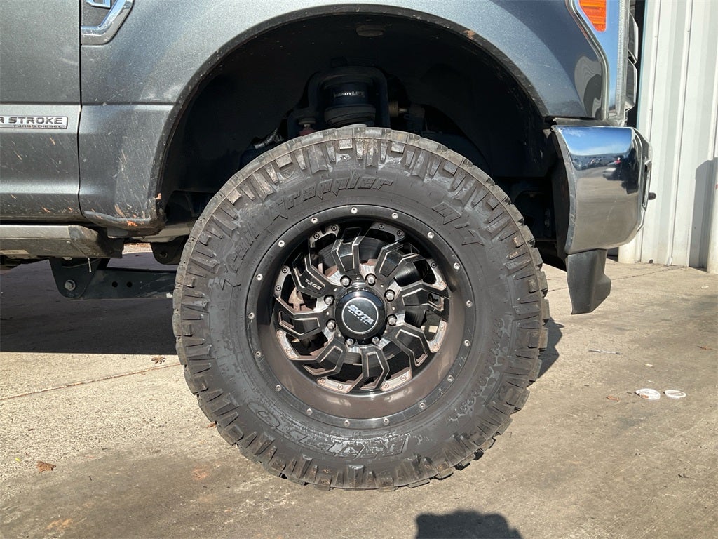 2017 Ford F-350SD Lariat