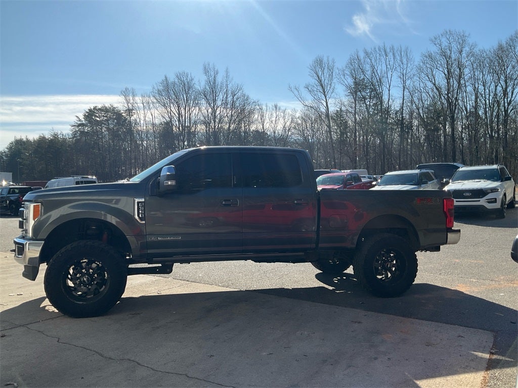 2017 Ford F-350SD Lariat