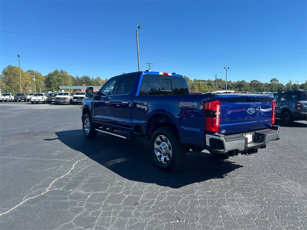2026 Ford F-350SD Lariat