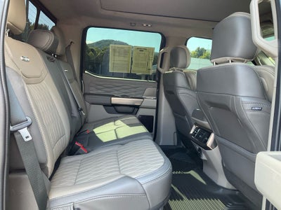 2025 Ford F-350SD Platinum DRW