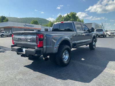 2025 Ford F-350SD Platinum DRW