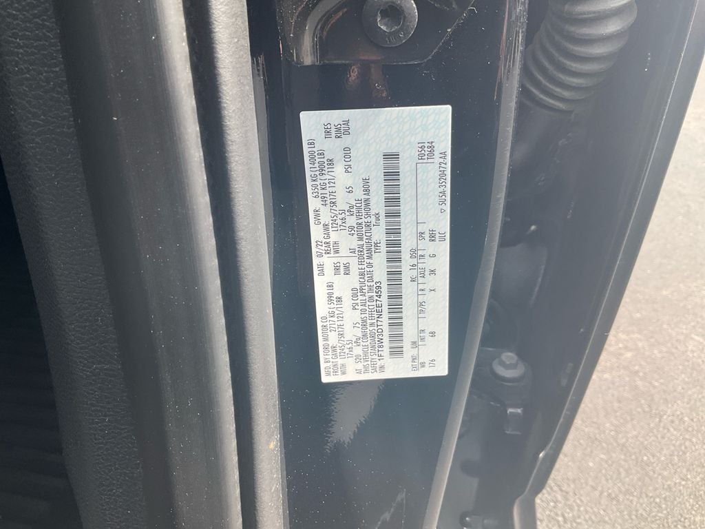 2022 Ford F-350SD Lariat DRW