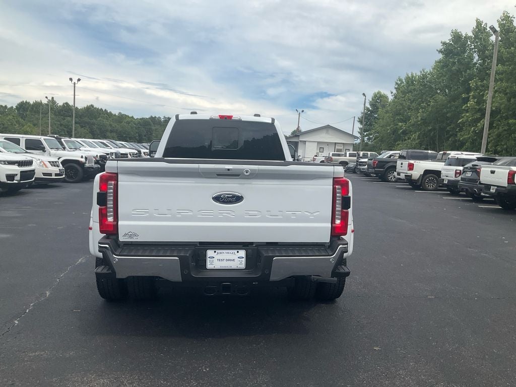 2026 Ford F-350SD Lariat DRW