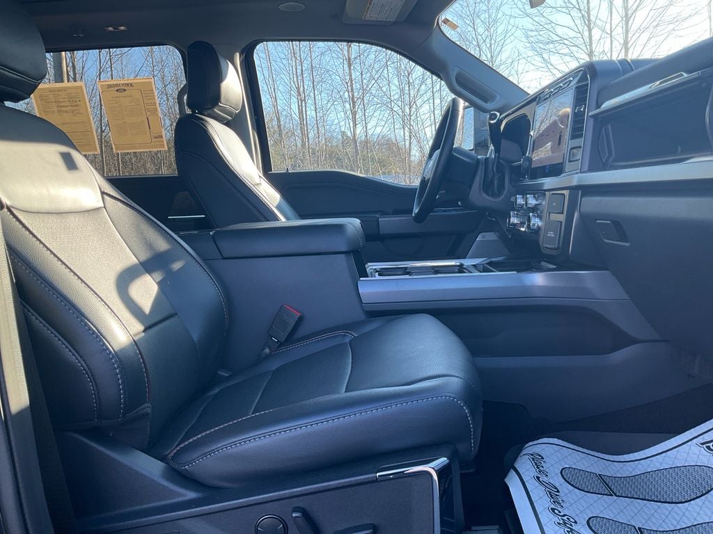 2024 Ford F-350SD Lariat DRW