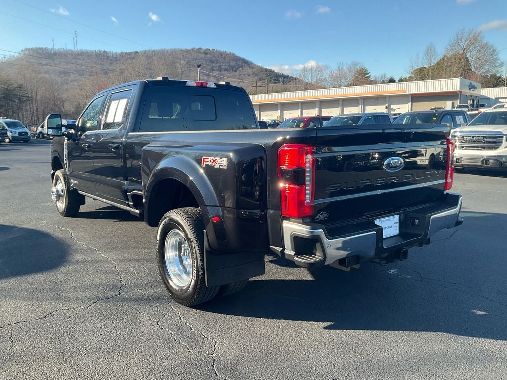 2024 Ford F-350SD Lariat DRW