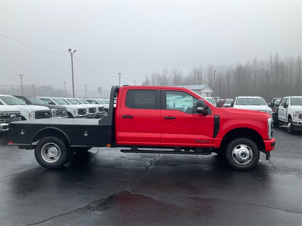 2026 Ford F-350SD XL STX DRW- Skirted Flatbed