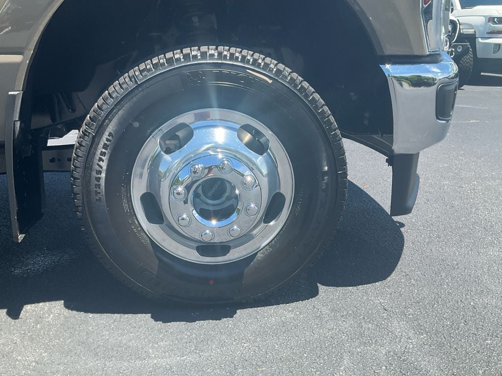 2026 Ford F-350SD Lariat DRW